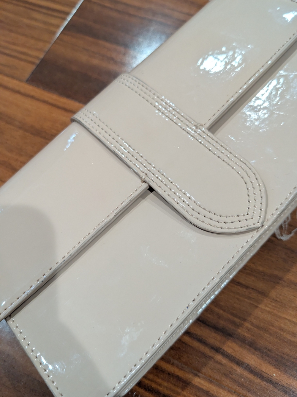 Moda Luxe Patent Leather Clutch in Cream